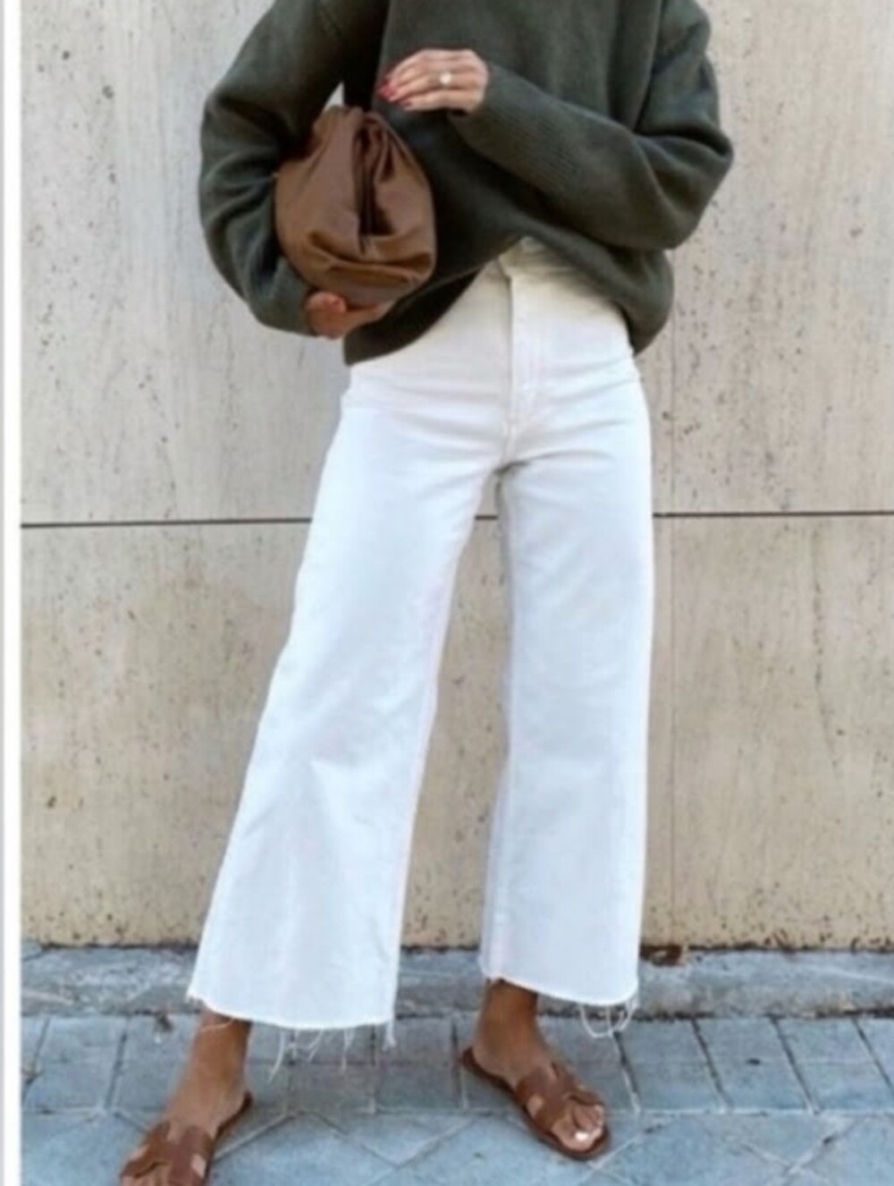 Zara Cropped Wide Leg Jeans In White Size 4